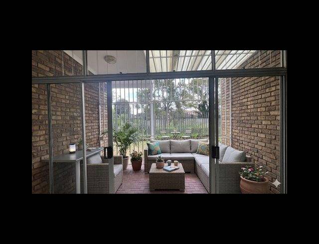 3 BEDROOM TOWNHOUSE FOR SALE IN FLORA GARDENS